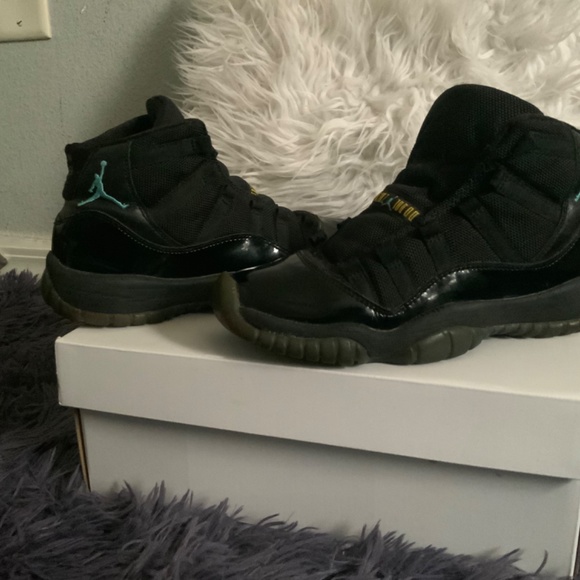 “Gamma blue” Jordan retro 11s - Picture 8 of 8